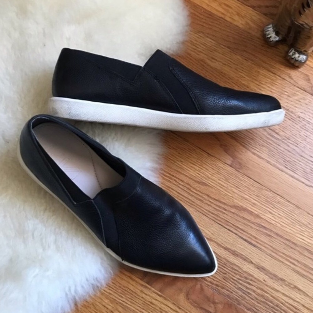EUC NAYA Yvonne Leather Pointer Loafers